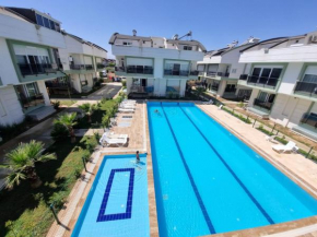 plt holiday luxury apartment free wi-fi deal pool